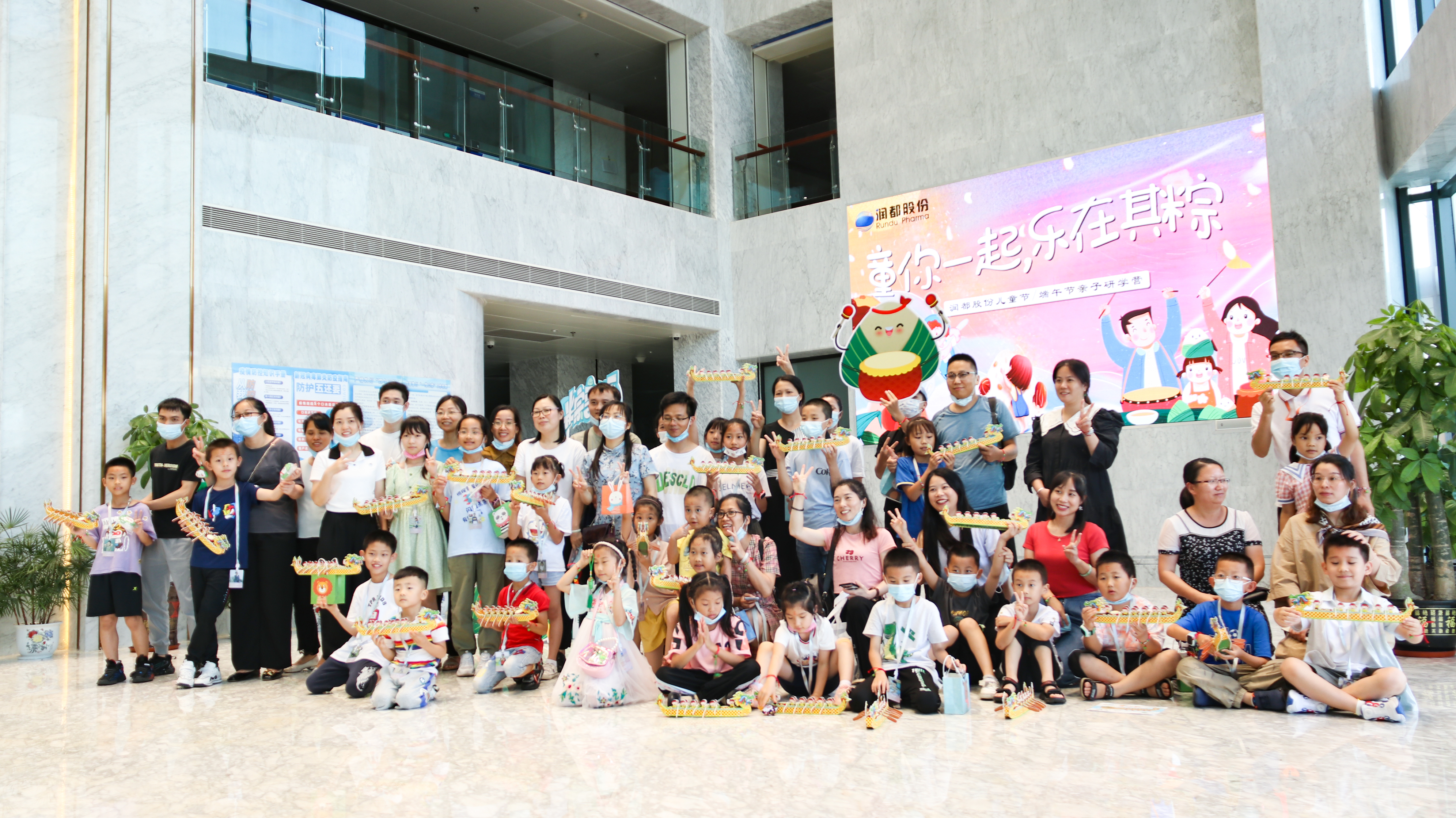 家庭日 | 聽說潤都被一群俏皮可愛的小特工萌化了！