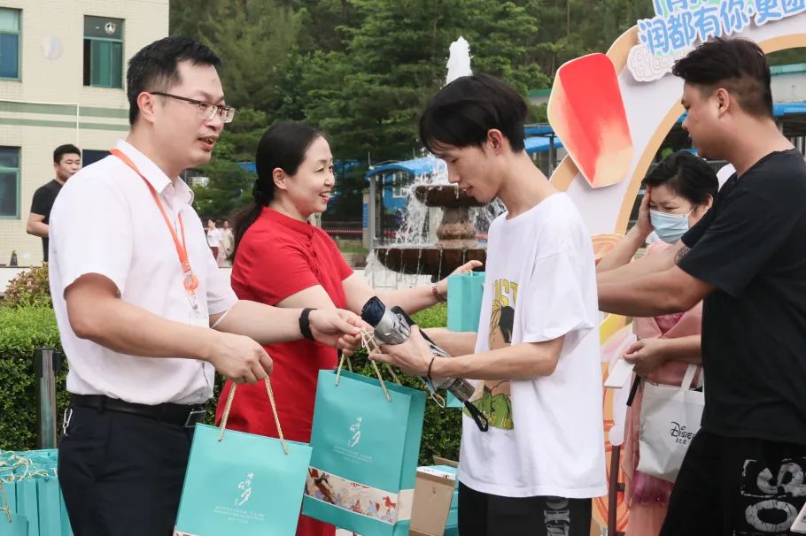 中秋活動｜月餅為寄，情濃至酣